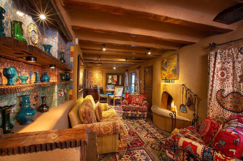 Luxury Double Room image 3