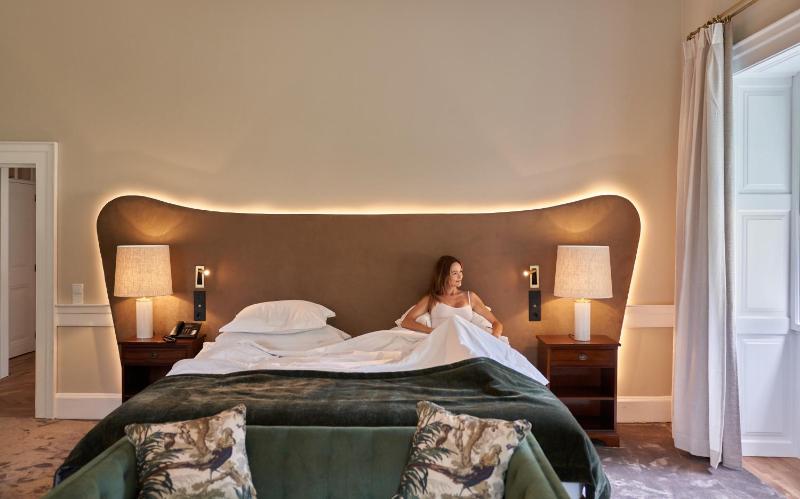 Junior Suite image 2