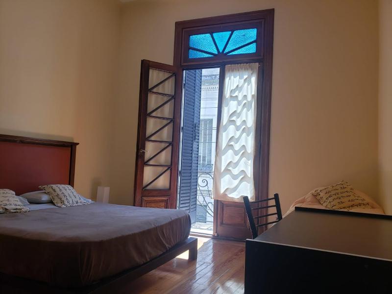 Monserrat-Venezuela-Apartament - image 2
