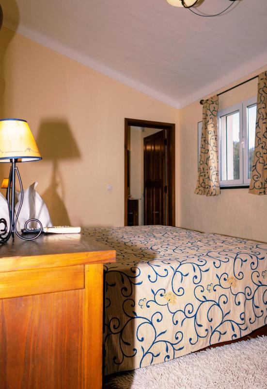 Twin Room image 1