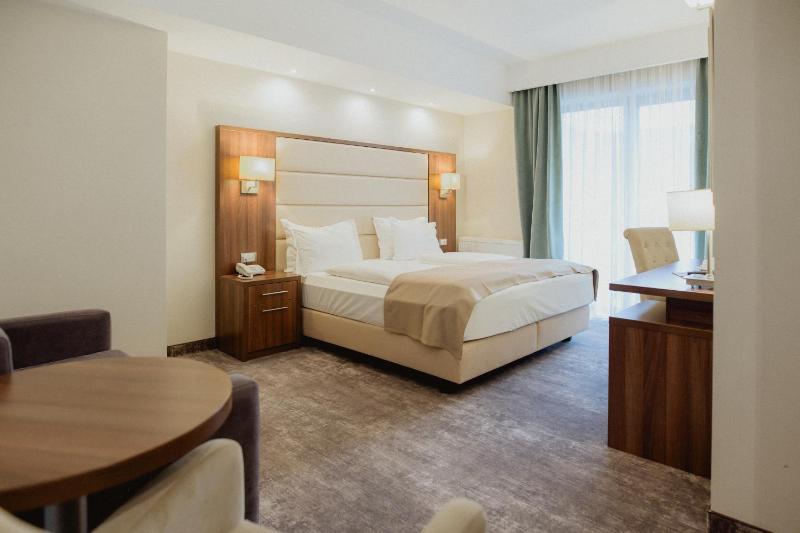 Double Room - Disability Access image 2