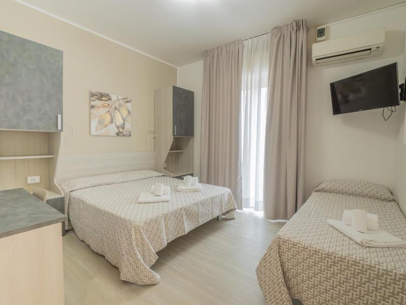 Hotel La Bussola - image 2