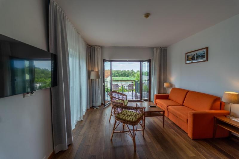 Suite image 2