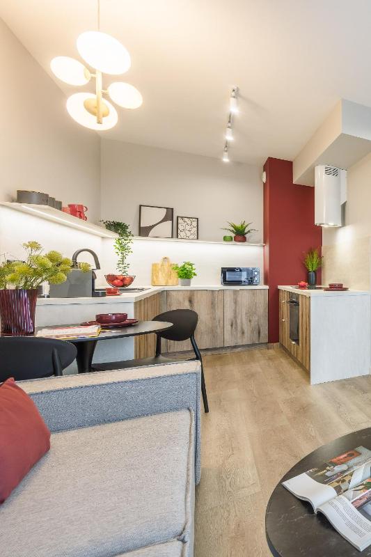 Emihouse Riverside Apartments - image 14