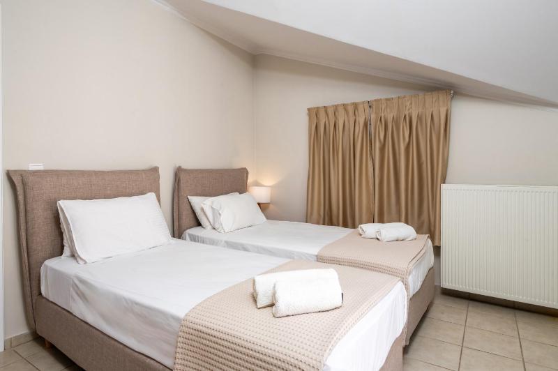 Attic Retreat - image 19