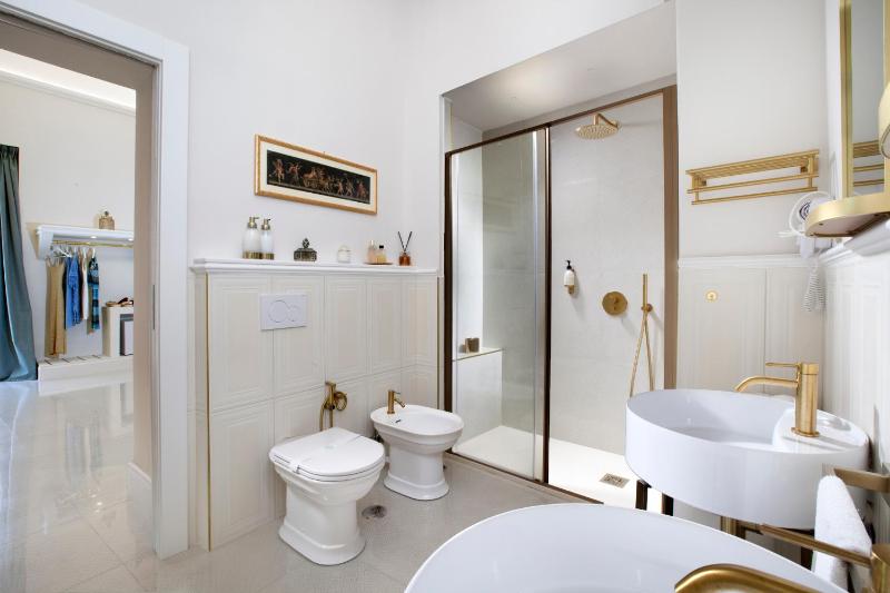 Grace Suites Sorrento - image 3