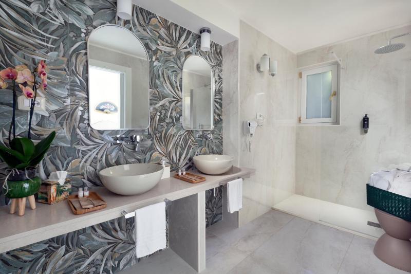 Grace Suites Sorrento - image 30