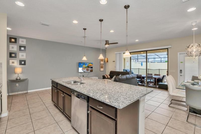 Themed Bedrooms & Private Pool Gated in Fun Resort townhouse - image 40