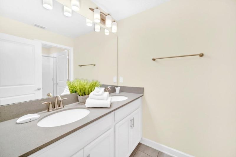4829Lullaby townhouse - image 6