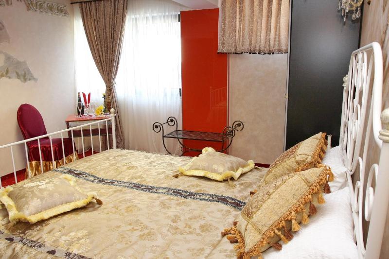LEGENDS Chambers by Grand Pier Boutique city break with free breakfast for stays more than 3 nights - image 11