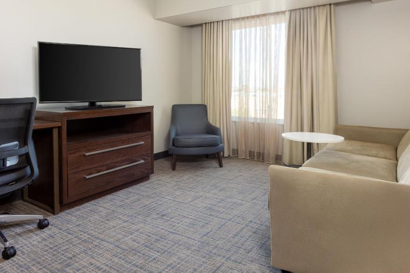 Two-Bedroom Suite image 4