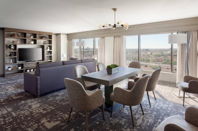 Marriott Phoenix Airport - image 33