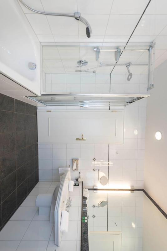 Suite image 1