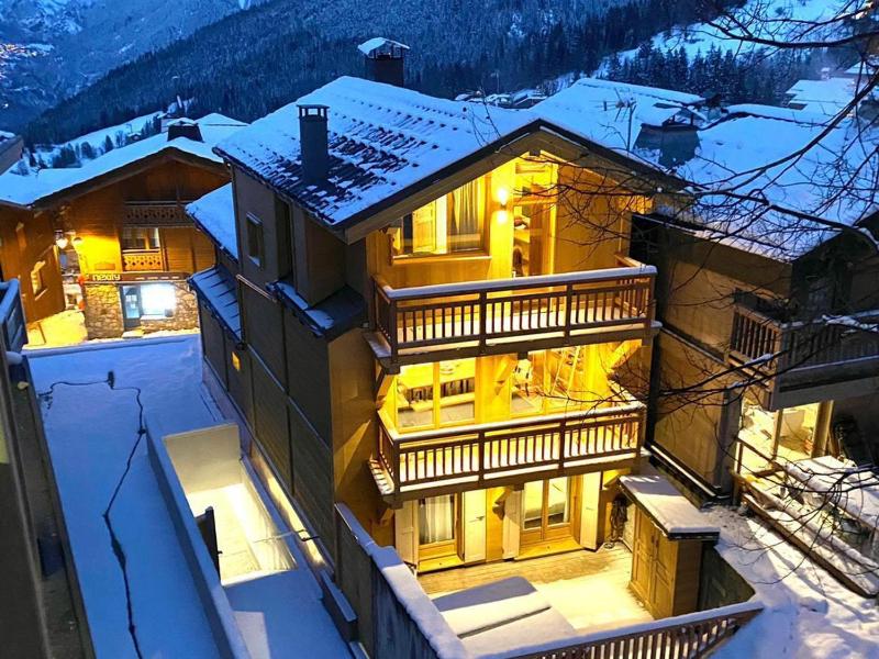 Chalet (12 Adults) image 2