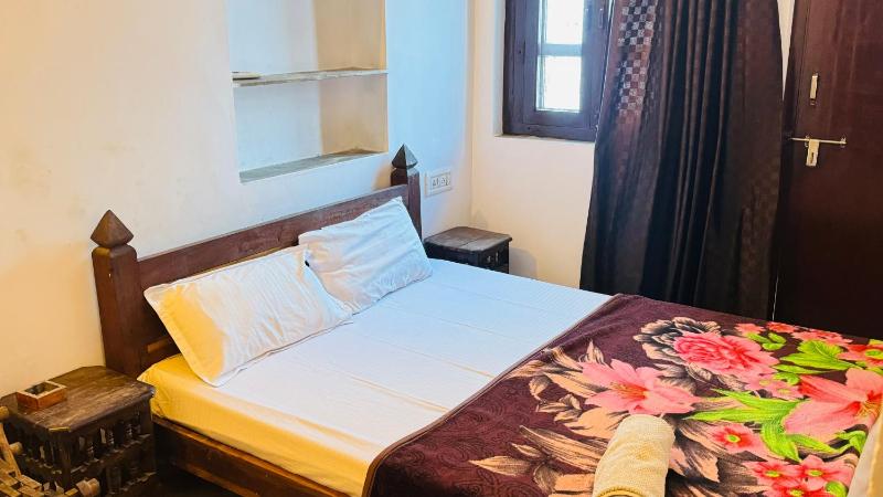 Suri Guest House - image 16