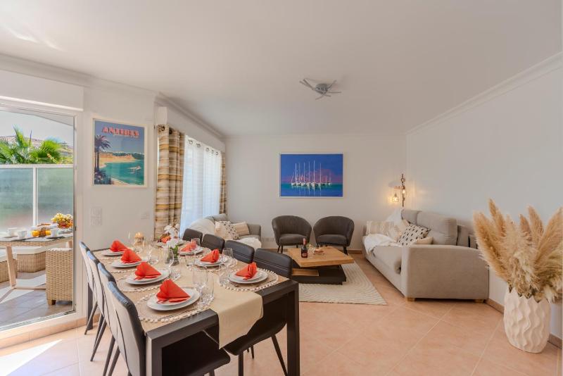Le Jardin Secret by Golden Riviera Terrasses & accès plage - image 16