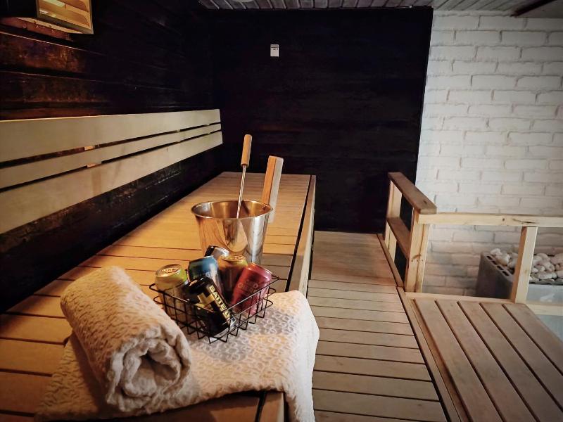 Twin Room with Lake View image 1