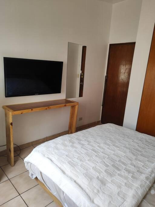Cómoda habitación independiente Miraflores - image 8