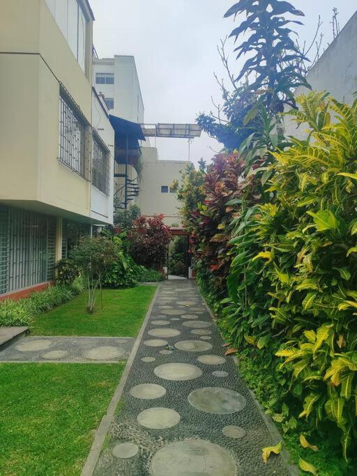 Cómoda habitación independiente Miraflores - image 15
