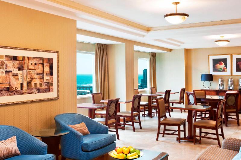 Business Double Room image 2