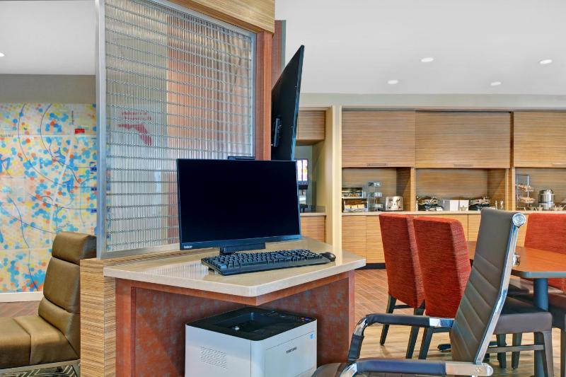 TownePlace Suites by Marriott Jacksonville East - image 14