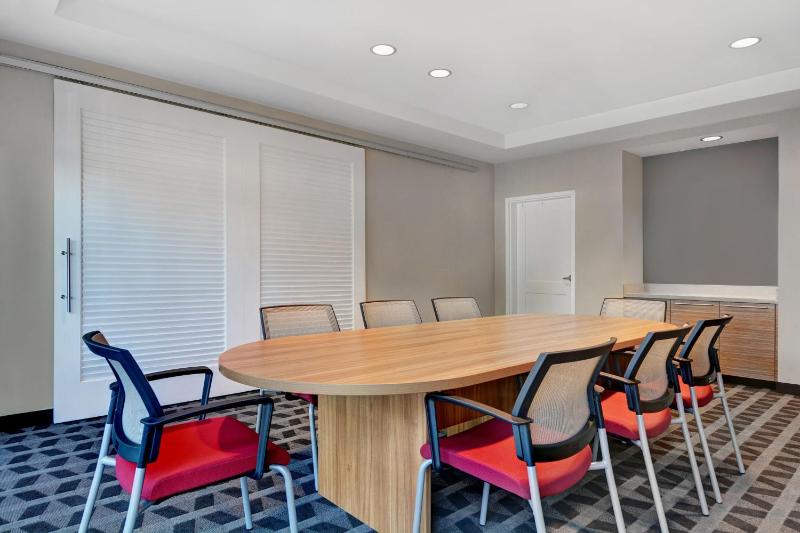 TownePlace Suites by Marriott Jacksonville East - image 32