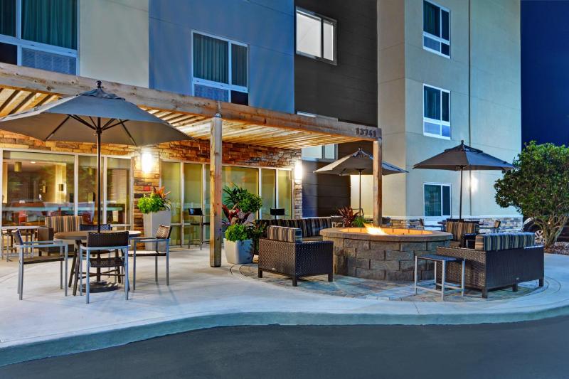 TownePlace Suites by Marriott Jacksonville East - image 11