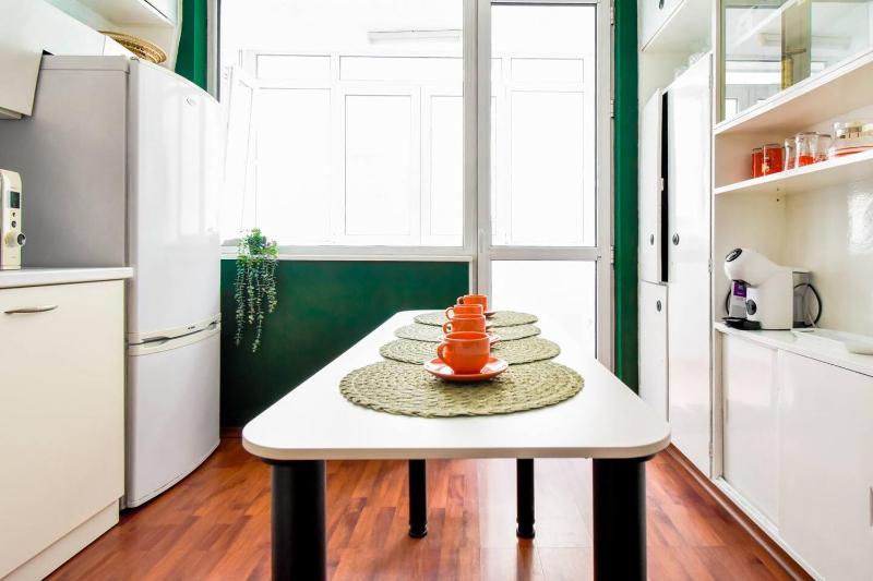 Creative 70s-Inspired Stay Center Parking - image 14