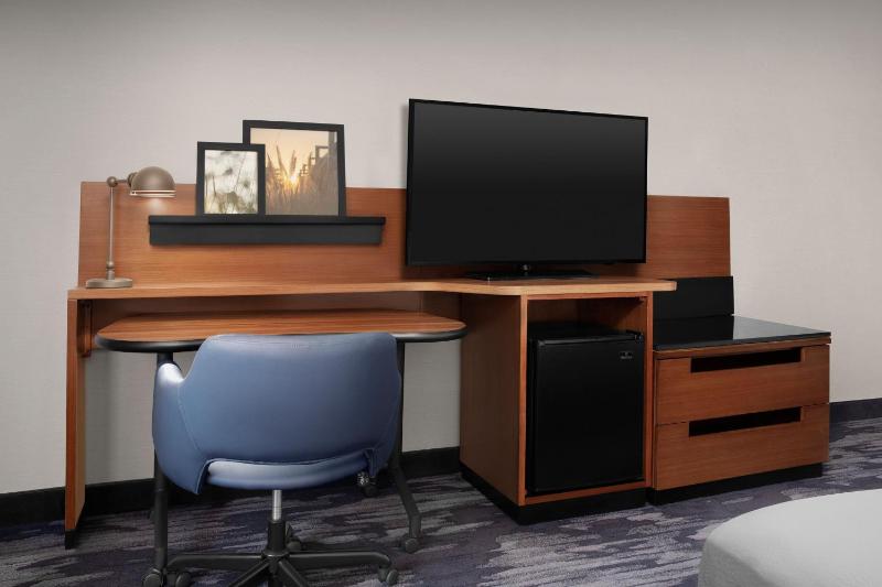 King Room image 4