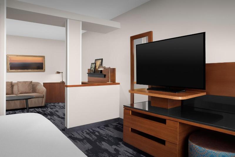 Suite King Room image 3