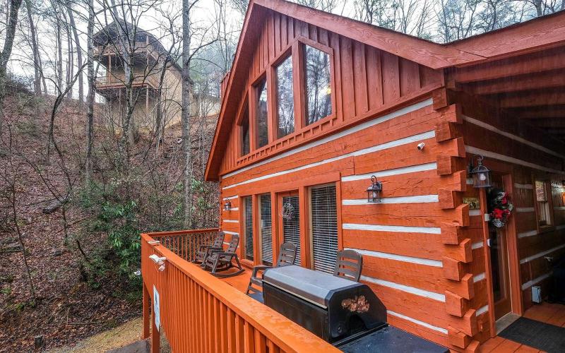 Highland Hideaway - Pet Friendly with Modern Vibes - image 2