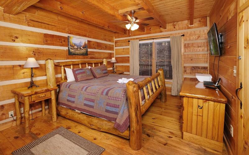 Highland Hideaway - Pet Friendly with Modern Vibes - image 11