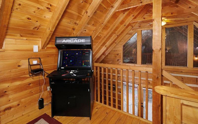 Highland Hideaway - Pet Friendly with Modern Vibes - image 4