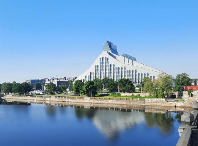 Riga apartment - image 10