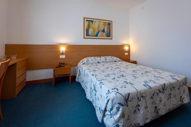 Double Room image 1