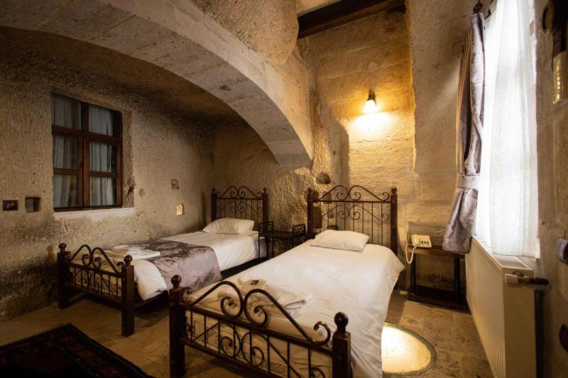 Quadruple Room image 1