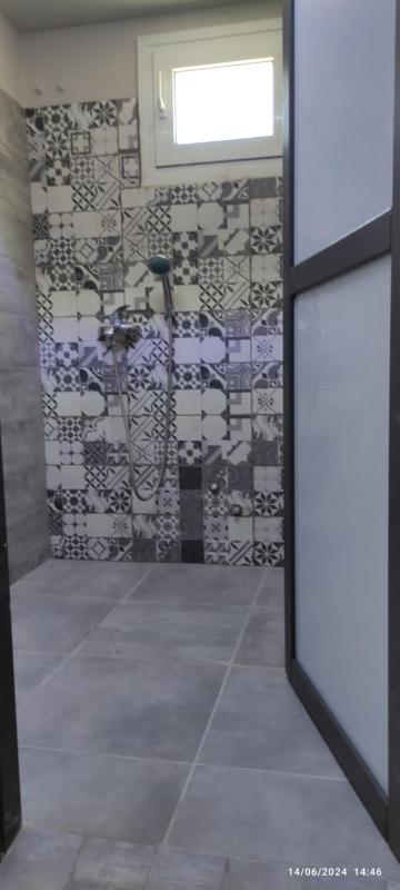 Deluxe Quadruple Room image 4