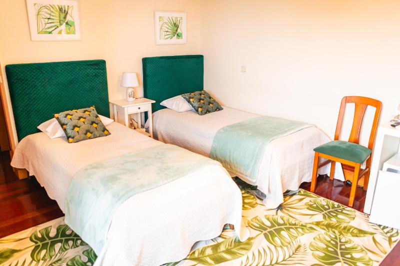 Classic Quadruple Room image 4