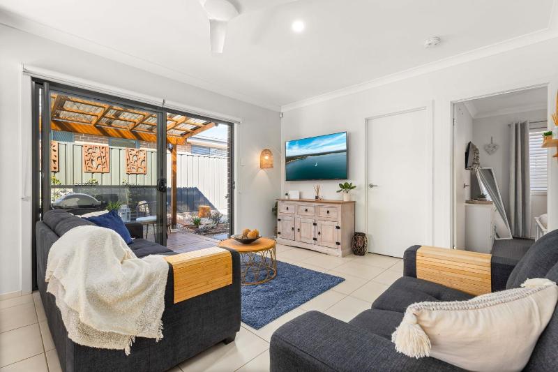 The Bayswood Retreat on Moona Creek by Experience Jervis Bay - image 13