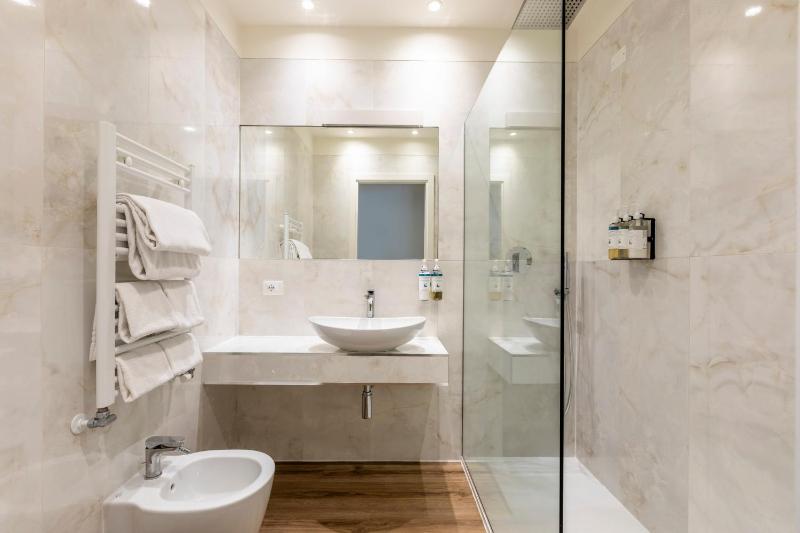 Two Bedroom Suite with Bathtub - No Kitchen image 2