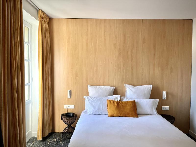 Superior Double Room image 2