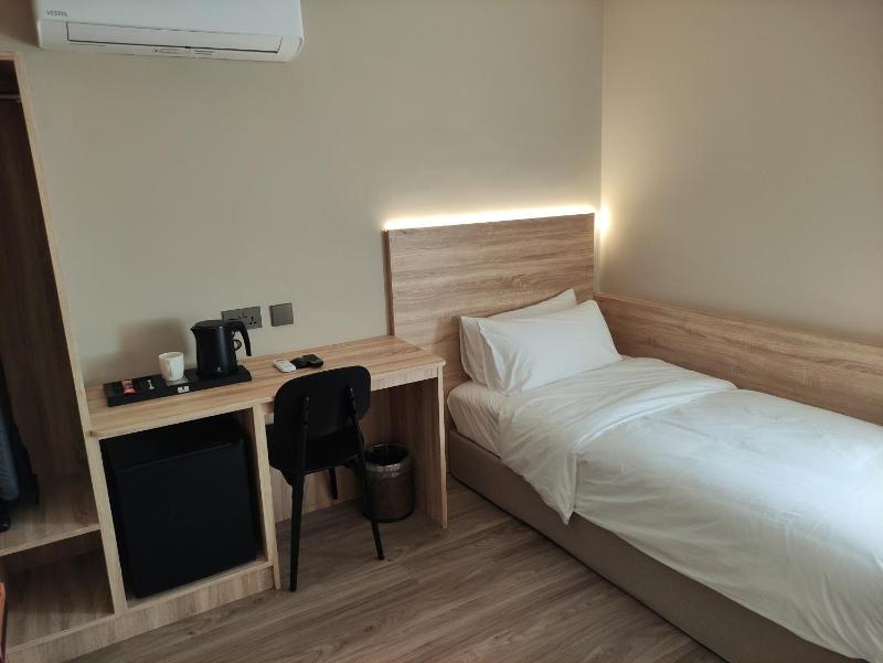 Nuvo Hotel - image 8