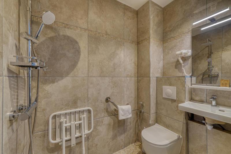 Hotel Phenix Paris - image 2