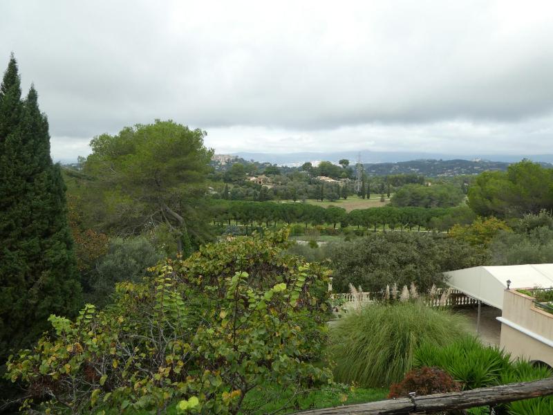 Double Room with Garden View image 2