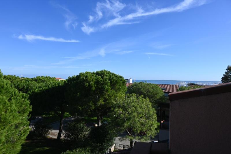 M328 - Marcelli bilocale con vista mare - image 7