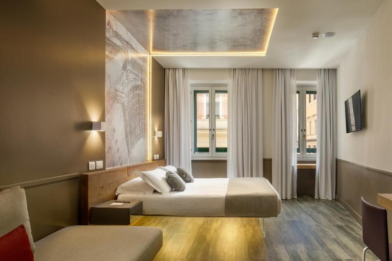 Superior Double Room image 4