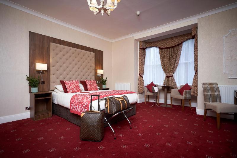 Junior Suite with Garden View image 1