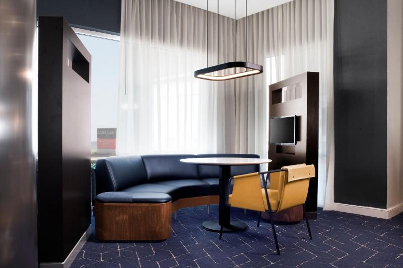 Courtyard by Marriott Galveston Island - image 17
