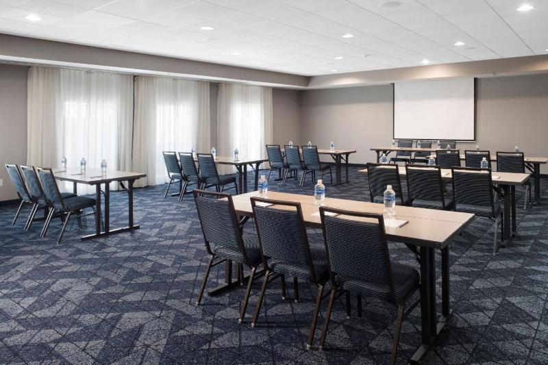 Courtyard by Marriott Galveston Island - image 25