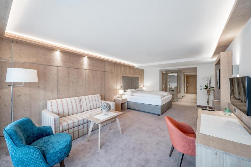 Junior Suite with Sauna image 3
